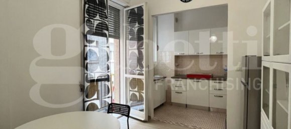 3 bedrooms Apartment in Bologna, Italy No. 372098 5