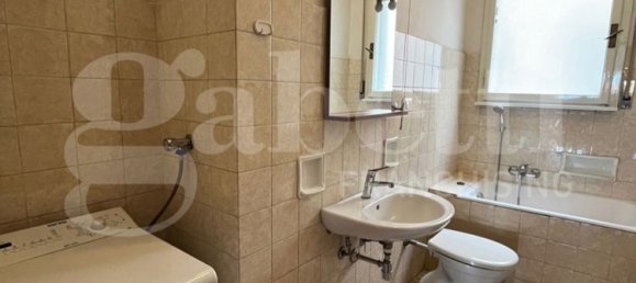 3 bedrooms Apartment in Bologna, Italy No. 372098 21