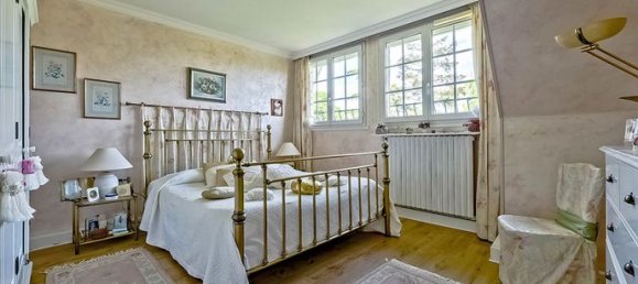 Casa de 4 dormitorios en Villiers-Adam, France No. 360370 9