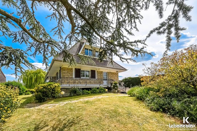 Casa de 4 dormitorios en Villiers-Adam, France No. 360370