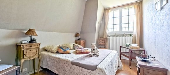 Casa de 4 dormitorios en Villiers-Adam, France No. 360370 12