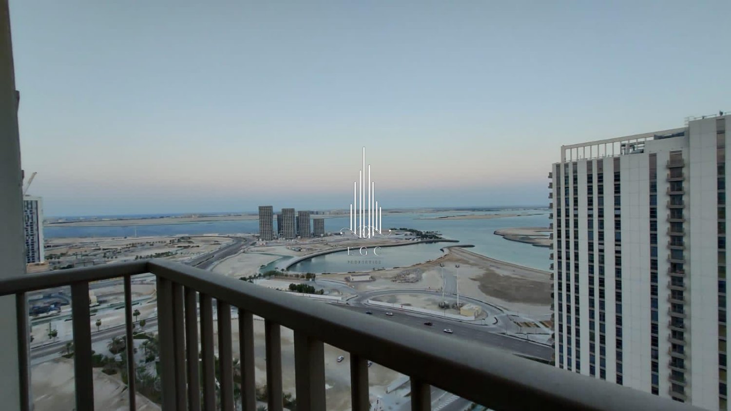 Apartamento de 3 dormitorios en Al Reem Island, UAE No. 39308