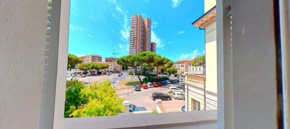 3 bedrooms Villa in Livorno, Italy No. 371623 19