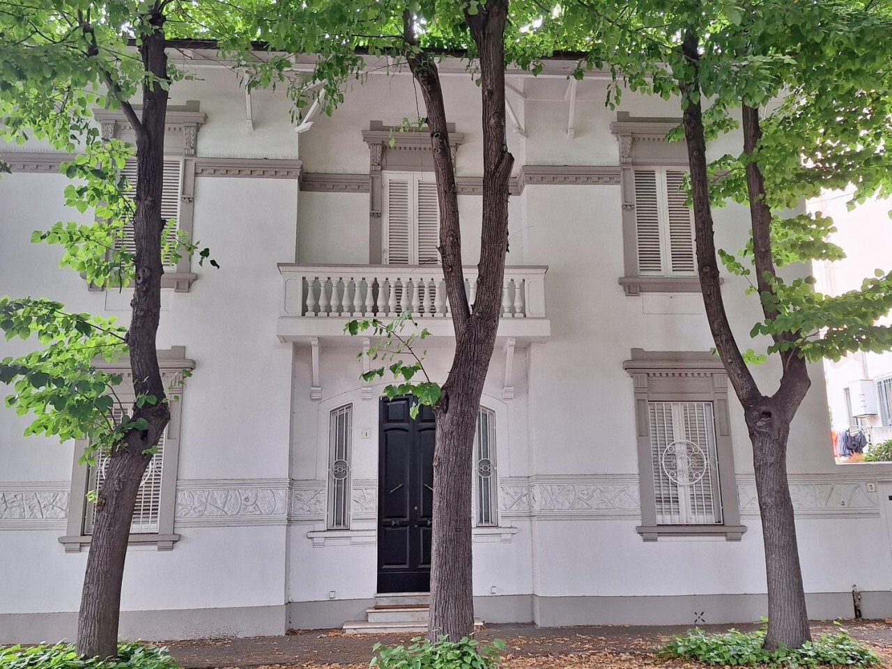 3 bedrooms Villa in Livorno, Italy No. 371623