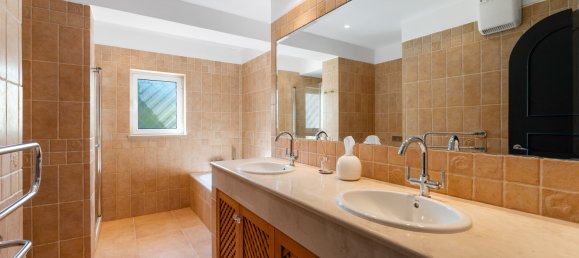 4 bedrooms Villa in Almancil, Portugal No. 134248 19