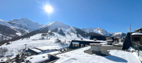 2 rooms Apartment in Sestriere, Italy No. 179087 20