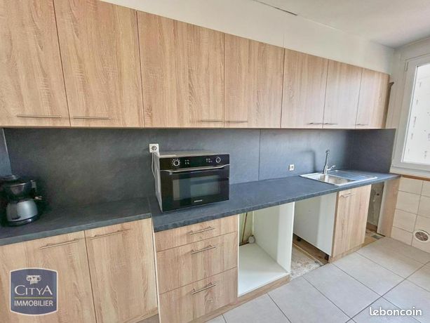 3 Schlafzimmer Wohnung in Saint-Etienne, France, Nr. 306902