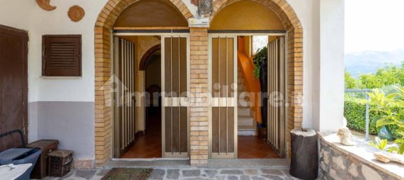 Вилла с 5 спальнями в Кастель Сант Анджело, Италия № 280822 10