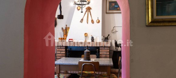 Вилла с 5 спальнями в Кастель Сант Анджело, Италия № 280822 17