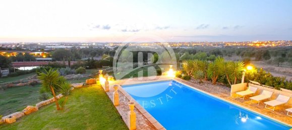 12 bedrooms Building in Ragusa, Italy No. 175501 5