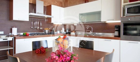 12 bedrooms Building in Ragusa, Italy No. 175501 17