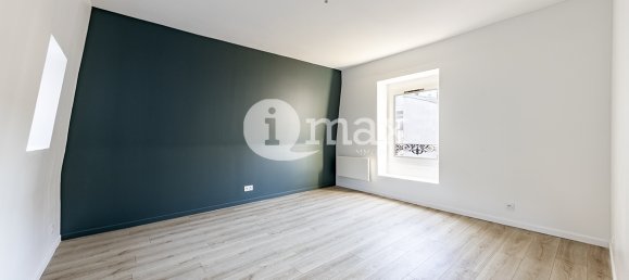 2 bedrooms Apartment in Levallois-Perret, France No. 163095 3