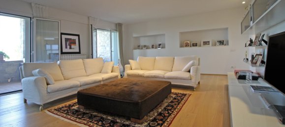 7 Schlafzimmer Haus in Passignano sul Trasimeno, Italy, Nr. 105000 18