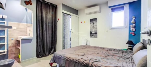 4 bedrooms Villa in Solaro, France No. 218889 4