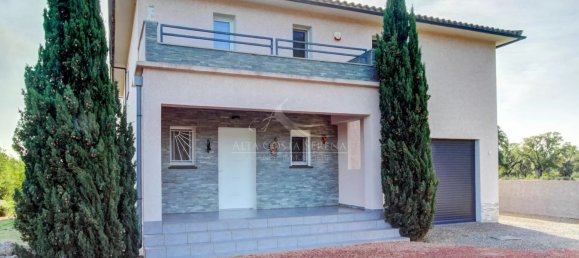 4 bedrooms Villa in Solaro, France No. 218889 3