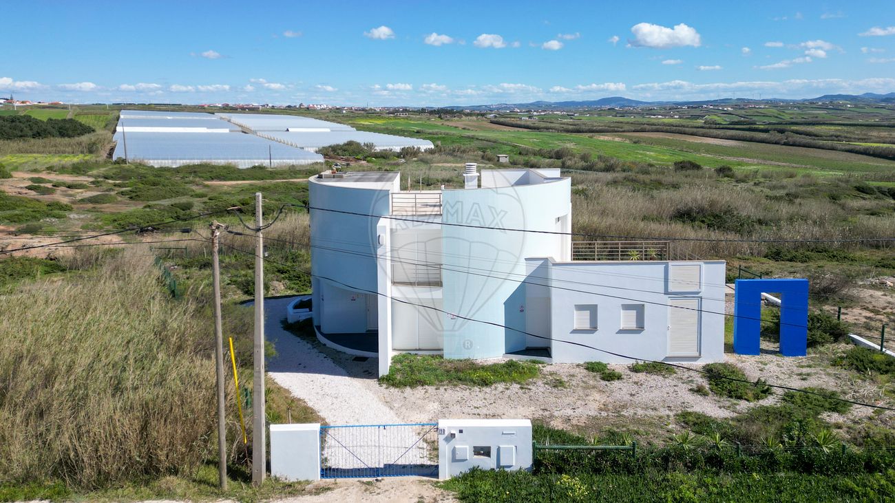 Дом с 5 спальнями в Торриш Ведраш, Португалия № 165897