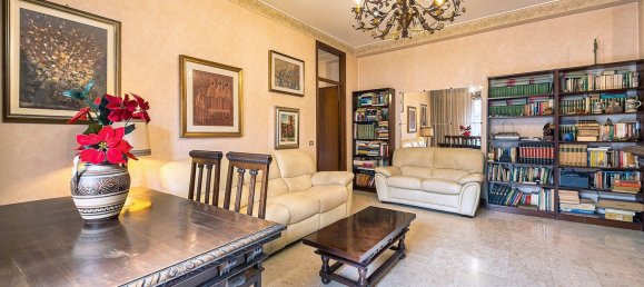 3 Schlafzimmer Wohnung in Cinisello Balsamo, Italy, Nr. 364998 3