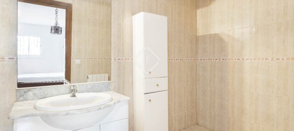 6 bedrooms House in Horta-Guinardo, Spain No. 148493 56