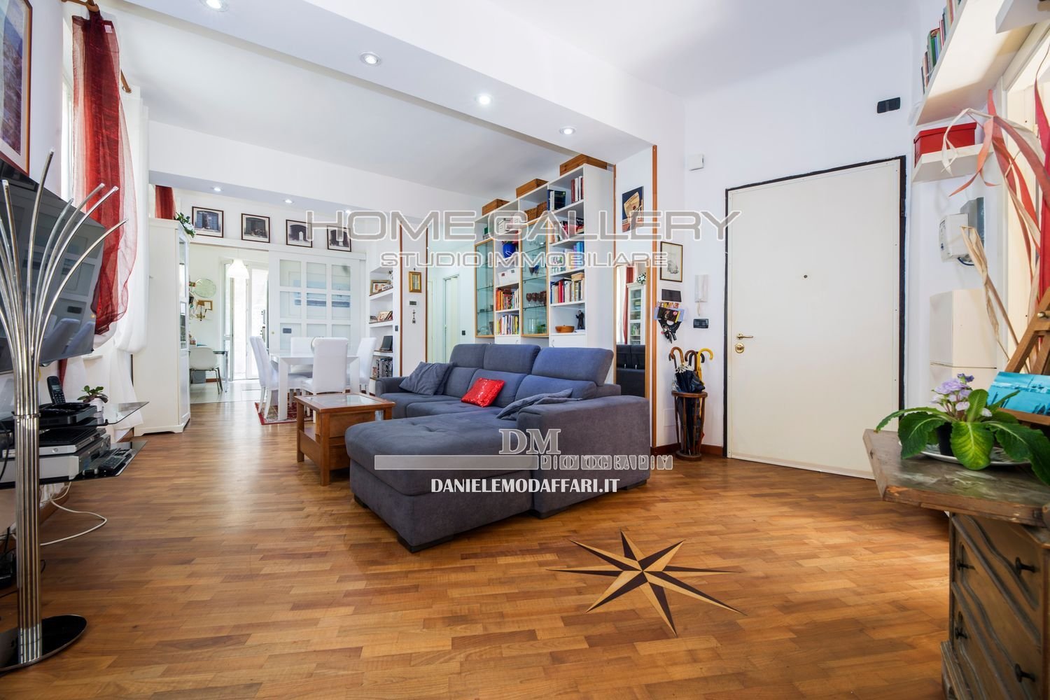 Apartamento de 7 habitaciónes en Genoa, Italy No. 39214