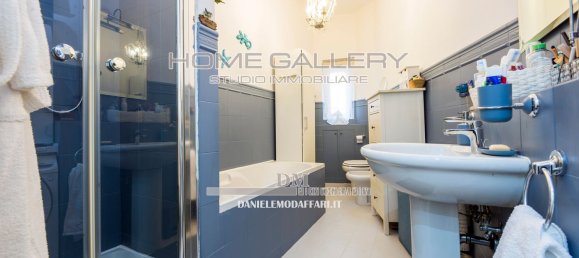 Квартира с 7 комнатами в Генуя, Италия № 39214 7