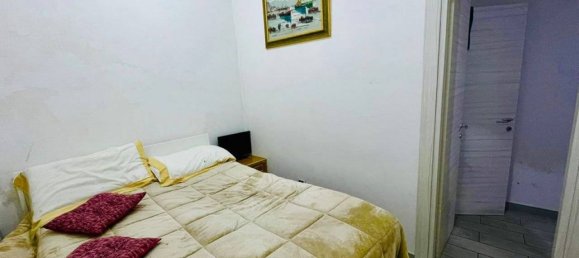 1 bedroom Apartment in Naples, Italy No. 94964 2