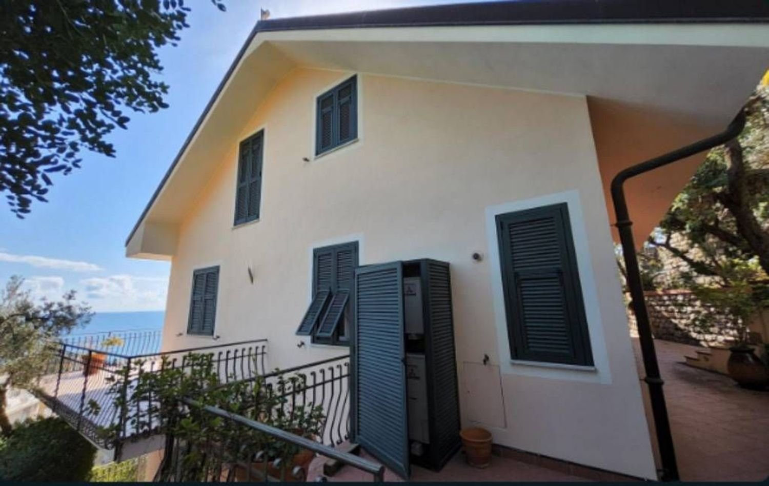 4 غرف نوم شقة في Alassio, Italy رقم 346427