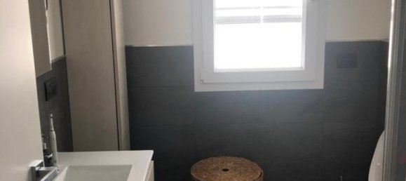 Квартира с 2 комнатами в Комо, Италия № 15303 11