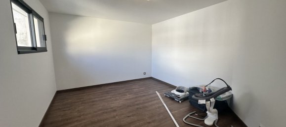 Дом с 4 спальнями в Сент-Савин, Франция № 73829 12