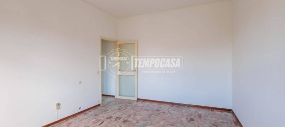 1 bedroom Apartment in Parma, Italy No. 355038 17
