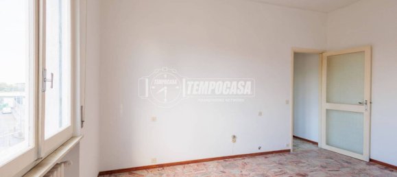 1 bedroom Apartment in Parma, Italy No. 355038 18