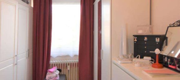 3-salle Appartement à Dusseldorf, Germany No. 65453 6