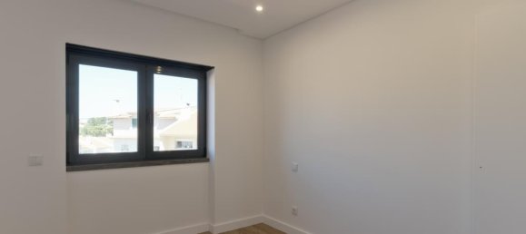 Дом с 4 спальнями в Кашкайш, Португалия № 134267 9