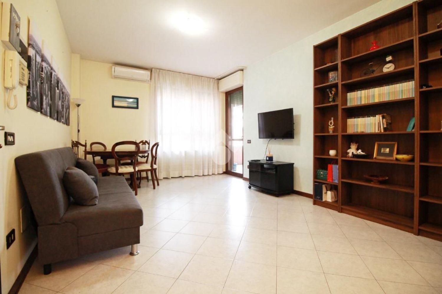 4غرفة شقة في Prato, Italy رقم 271878