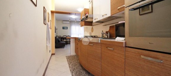 4غرفة شقة في Prato, Italy رقم 271878 23