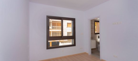 2 bedrooms Apartment in Limassol, Cyprus No. 23381 7