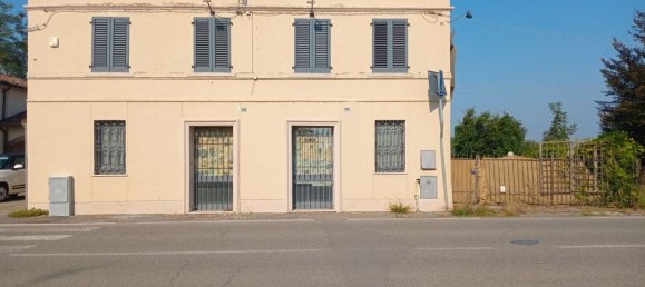 5غرفة منزل في Castelvetro Piacentino, Italy رقم 149708 24