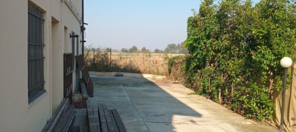 5غرفة منزل في Castelvetro Piacentino, Italy رقم 149708 8