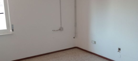 5غرفة منزل في Castelvetro Piacentino, Italy رقم 149708 19