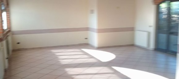 5غرفة منزل في Castelvetro Piacentino, Italy رقم 149708 11