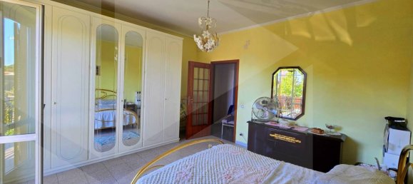 4 rooms Apartment in Naples, Italy No. 17794 14