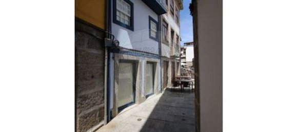 35m² Commercial property in Guimaraes, Portugal No. 190070 2