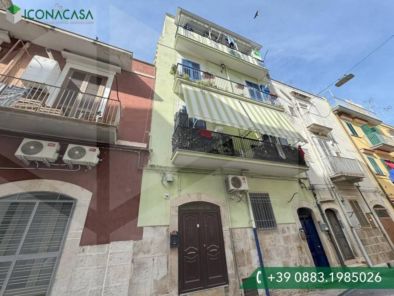 3-salle Appartement à Barletta, Italy No. 23759