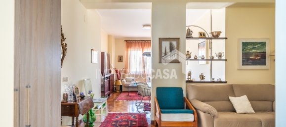 Apartamento de 4 divisões em Palermo, Italy N.º 15534 46