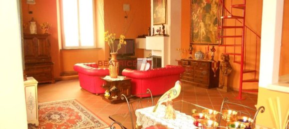 5 rooms Apartment in Lucca, Italy No. 11958 3
