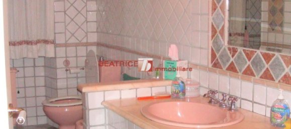 5 rooms Apartment in Lucca, Italy No. 11958 19