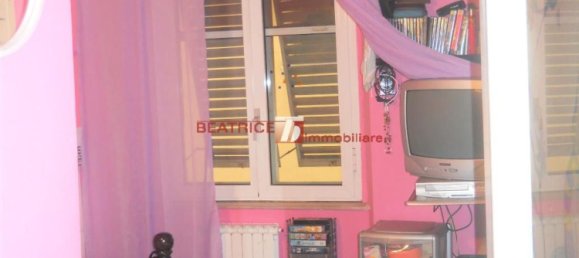 5 rooms Apartment in Lucca, Italy No. 11958 11