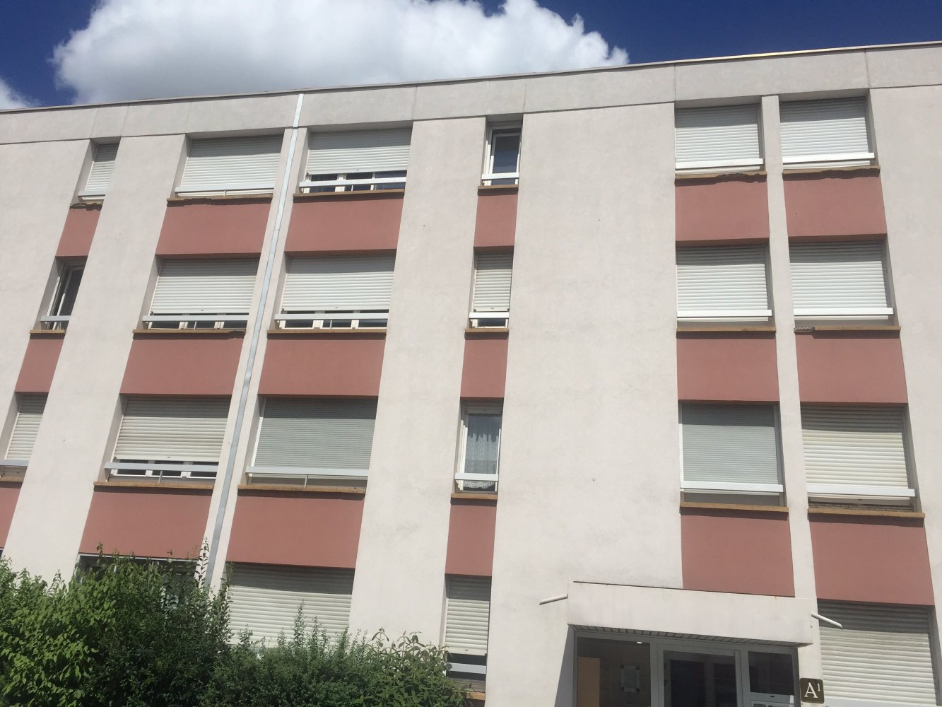 Studio in Nancy, France No. 87029