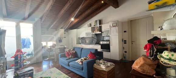 Квартира с 1 спальней в Брешиа, Италия № 142465 2