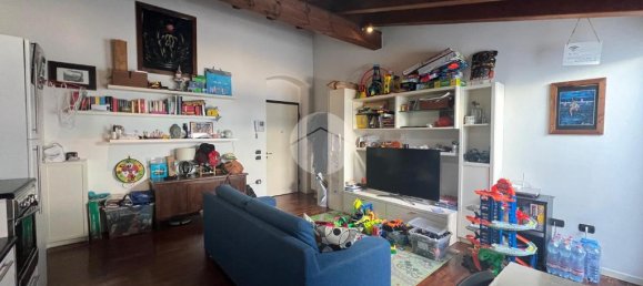 Квартира с 1 спальней в Брешиа, Италия № 142465 4