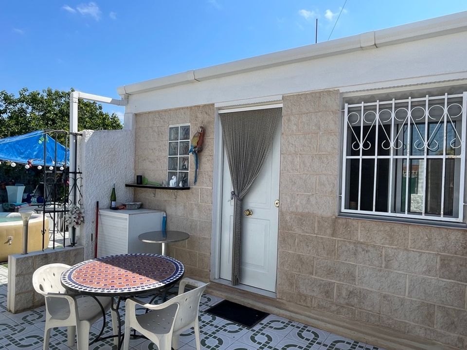 Bungalow T2 em Torrevieja, Spain N.º 188238